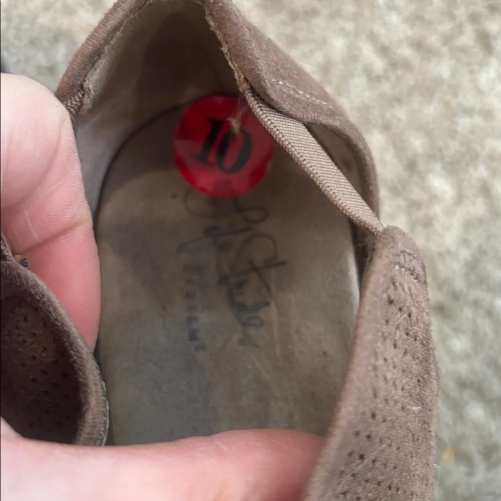👟 3/$10 - Life Stride Brown Peep-Toe Wedges